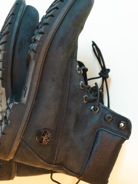 Timberland Suede Nubuck Boots Women's size 9